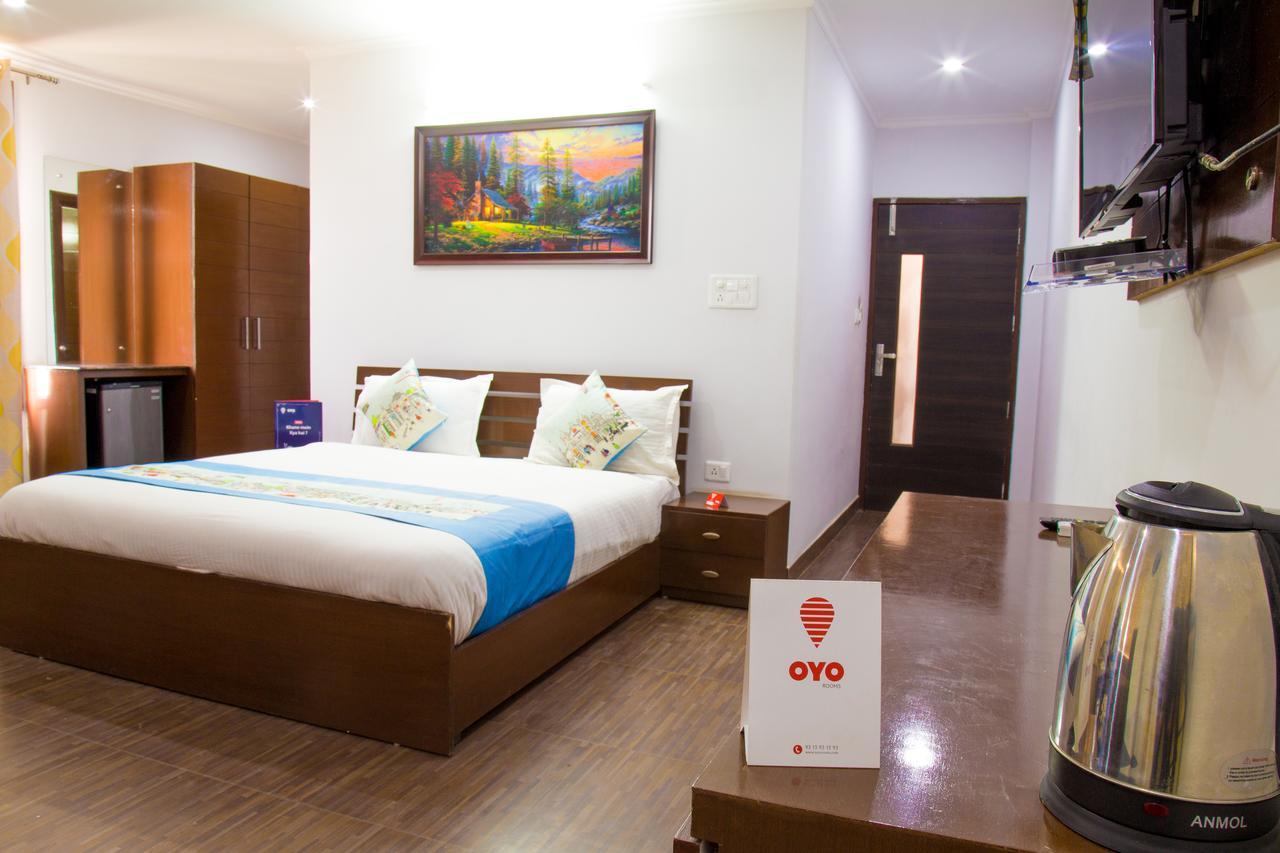 Oyo 8947 Hotel Vedanta Гургаон Екстериор снимка